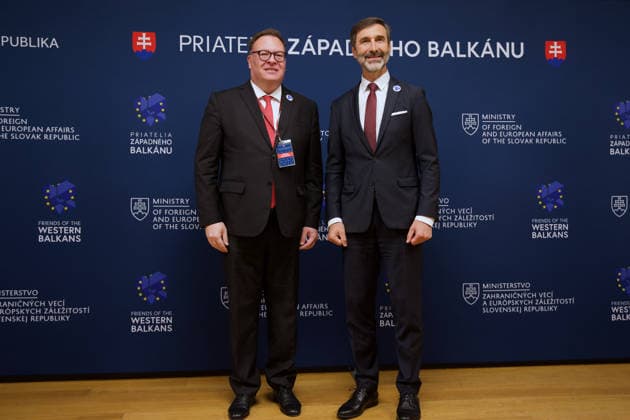 Slovakia hosts ministerial meeting of the Friends of the Western Balkans BRATISLAVA, SLOVAKIA - MAY 12: The Minister of Foreign and European Affairs of the Slovak Republic, Juraj Blanar welcomes State Secretary of Ministry of Foreign Affairs of Montenegro Perisa Kastratovic during the ministerial meeting of the Friends of the Western Balkans group at Bratislava Castle in Bratislava, Slovakia on May 12, 2026. The event brings together foreign ministers of the member states of the Friends of the Western Balkans group (Slovakia, Czechia, Greece, Croatia, Austria, Slovenia and Italy) and representatives of the Western Balkans (Albania, Bosnia and Herzegovina, Montenegro, Kosovo, North Macedonia and Serbia), along with the European Commissioner  Copyright: x2026xAnadoluxZuzanaxGogovax