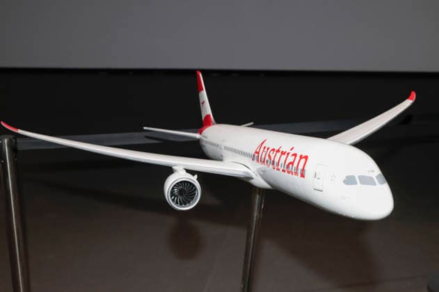 Aircraft of Lufthansa subsidiary Austrian at the Annual General Meeting of Deutsche Lufthansa AG at Messe Frankfurt, Hall 5 1 Congress Center Frankfurt, 12 05 2026 Foto:xR.xSchmiegeltx xFuturexImagex lufthansa_6535