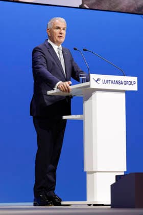 Carsten Spohr at the Annual General Meeting of Deutsche Lufthansa AG at Messe Frankfurt, Hall 5 1 Congress Center Frankfurt, 12 05 2026 Foto:xR.xSchmiegeltx xFuturexImagex lufthansa_6584
