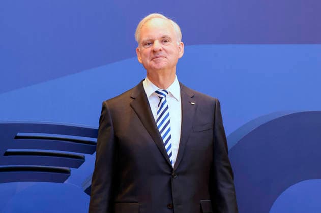 Johannes Teyssen at the Annual General Meeting of Deutsche Lufthansa AG at Messe Frankfurt, Hall 5 1 Congress Center Frankfurt, 12 05 2026 Foto:xR.xSchmiegeltx xFuturexImagex lufthansa_6587