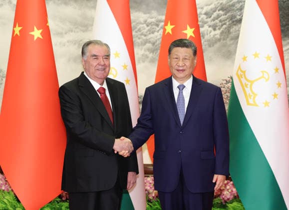 (260512) -- BEIJING, May 12, 2026 -- Chinese President Xi Jinping holds talks with Tajikistan s President Emomali Rahmon, who is on a state visit to China, at the Great Hall of the People in Beijing, capital of China, May 12, 2026. ) CHINA-BEIJING-XI JINPING-TAJIK PRESIDENT-TALKS (CN) HuangxJingwen 