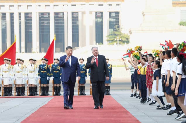 (260512) -- BEIJING, May 12, 2026 -- Chinese President Xi Jinping holds a welcome ceremony for Tajikistan s President Emomali Rahmon, who is on a state visit to China, at the square outside the east gate of the Great Hall of the People prior to their talks in Beijing, capital of China, May 12, 2026. Xi held talks with Tajikistan s President Emomali Rahmon in Beijing on Tuesday. ) CHINA-BEIJING-XI JINPING-TAJIK PRESIDENT-TALKS (CN) HuangxJingwen 