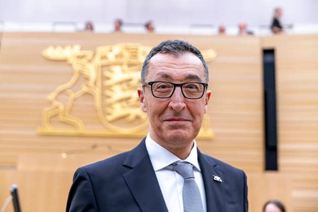 Cem Özdemir is to be elected as the new Minister President during the second session Constituent session of the 18th state parliament of Baden Württemberg Curious Greens and CDU are equally strong with 56 MPs each AfD have 35 MPs, the SPD 10 12 05 2026, Stuttgart, Baden Württemberg, Germany