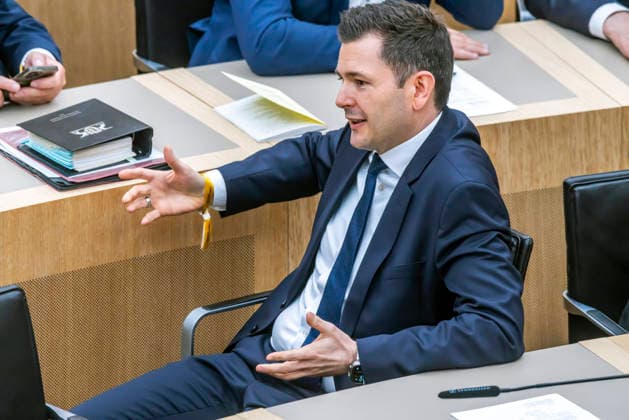Constituent session of the 18th state parliament of Baden Württemberg Tobias Vogt is to become the new chairman of the CDU parliamentary group Curious Greens and CDU are equally strong with 56 MPs each AfD have 35 MPs, the SPD 10 12 05 2026, Stuttgart, Baden Württemberg, Germany