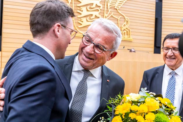 Constituent session of the 18th state parliament of Baden Württemberg The new president of the state parliament Thomas Strobl CDU, on the right Manuel Hagel was among the first to congratulate 12 05 2026, Stuttgart, Baden Württemberg, Germany