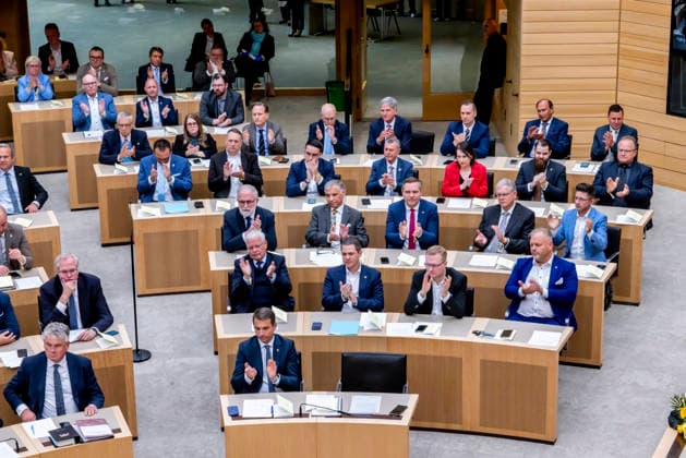 Constituent session of the 18th state parliament of Baden Württemberg AfD parliamentary group Curious Greens and CDU are equally strong with 56 MPs each AfD have 35 MPs, the SPD 10 12 05 2026, Stuttgart, Baden Württemberg, Germany