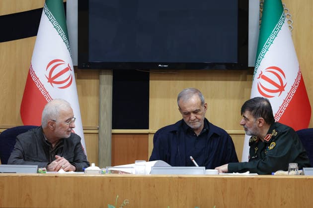 May 12, 2026, Tehran, Iran: Iranian President MASOUD PEZESHKIAN (C), Iranian police chief General AHMAD REZA RADAN (R), and Iran s Minister of Interior, Brigadier General ESKANDAR MOMENI (L), during a meeting of Police Command of the Islamic Republic of Iran officials. Tehran Iran - ZUMAi98_ 20260512_zih_i98_033 Copyright: xIranianxPresidencyx