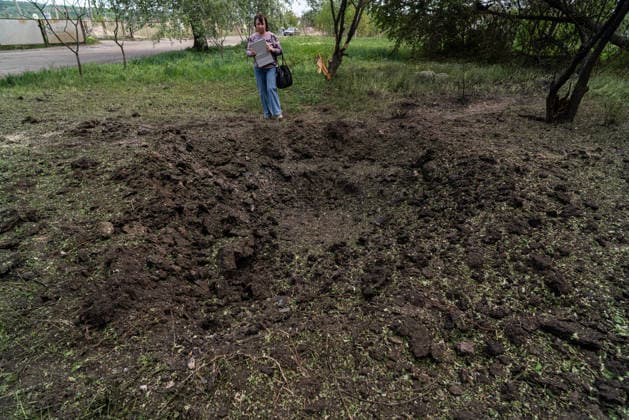 Aftermath of Russian drone attack in Kharkiv KHARKIV, UKRAINE - MAY 12: A view of a damaged ground after a drone attack in the city of Barvinkove in the Kharkiv region, Ukraine on May 12, 2026. More than 30 apartments were damaged, as the members of Proliska arrived at the location to help the residents affected by the attack. Carlo Bravo Anadolu Kharkiv Ukraine. Editorial use only. Please get in touch for any other usage.  Copyright: x2026xAnadoluxCarloxBravox