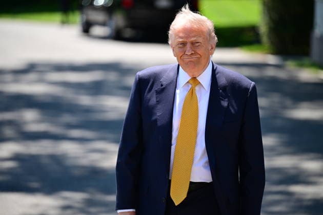 U.S. President Donald Trump WASHINGTON, UNITED STATES - MAY 12: U.S. President Donald Trump speaks to members of the press before boarding Marine One on the South Lawn of the White House in Washington, United States, on May 12, 2026. Kyle Mazza Anadolu Washington United States. Editorial use only. Please get in touch for any other usage.  Copyright: x2026xAnadoluxKylexMazzax