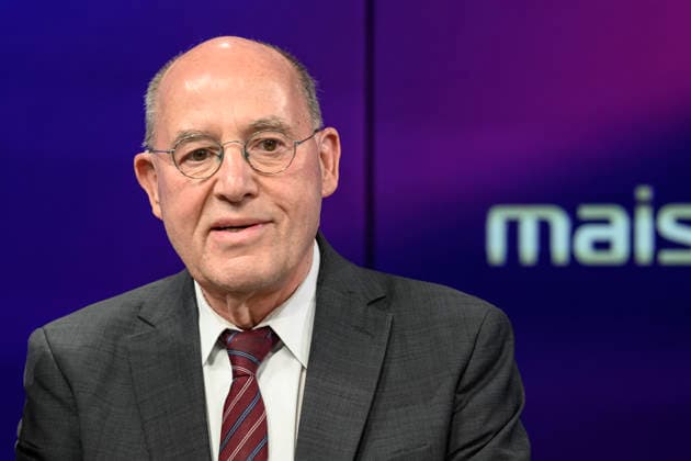 v l Gregor Gysi, Die Linke longtime parliamentary group leader , GER, Berlin, Studio, as a guest on Maischberger, political talk show, TV, format, with presenter Sandra Maischberger, Das Erste, from Adlershof Am Studio 20, 12 May 2026, Copyright: HMBxMedia UwexKoch