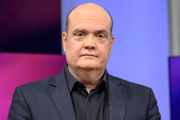 v l Robin Alexander Journalist , GER, Berlin, Studio, guest on Maischberger, political talk show, TV, format, with presenter Sandra Maischberger, Das Erste, from Adlershof Am Studio 20, May 12, 2026, Copyright: HMBxMedia UwexKoch