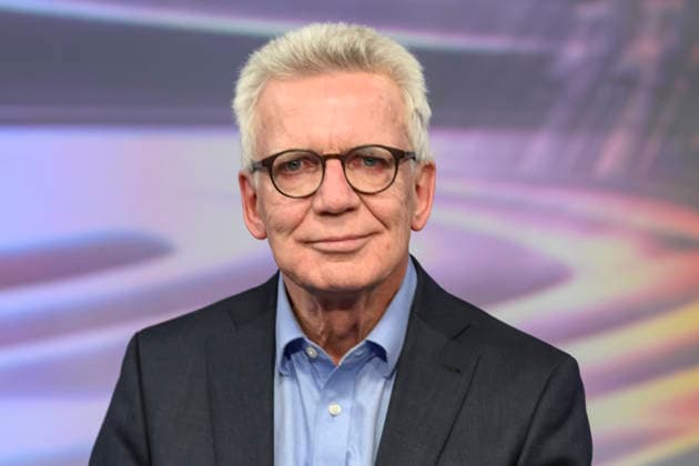 v l Thomas de Maiziere, CDU former Federal Minister , GER, Berlin, Studio, guest on Maischberger, political talk show, TV, format, with presenter Sandra Maischberger, Das Erste, from Adlershof Am Studio 20, 12 May 2026, Copyright: HMBxMedia UwexKoch