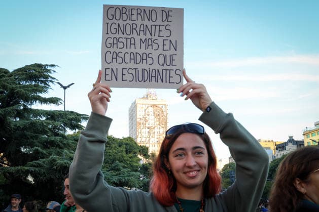 May 12, 2026, Buenos Aires, Buenos Aires, Argentina: Social, political, student and teacher organizations gathered nearby Plaza de Mayo in Buenos Aires, to demand that the Milei government comply with the University Funding Law and restore the salaries of both teaching and non-teaching staff. The underfunding plaguing the education sector is jeopardizing the operation of all national universities Buenos Aires Argentina - ZUMAa188 20260512_zip_a188_004 Copyright: xPaulaxAcunzox