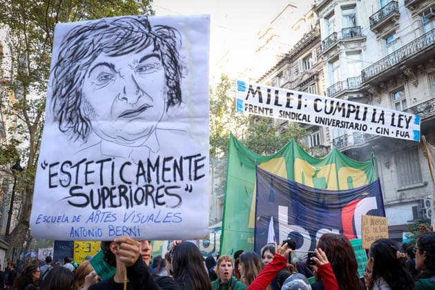 May 12, 2026, Buenos Aires, Buenos Aires, Argentina: Social, political, student and teacher organizations gathered nearby Plaza de Mayo in Buenos Aires, to demand that the Milei government comply with the University Funding Law and restore the salaries of both teaching and non-teaching staff. The underfunding plaguing the education sector is jeopardizing the operation of all national universities Buenos Aires Argentina - ZUMAa188 20260512_zip_a188_007 Copyright: xPaulaxAcunzox