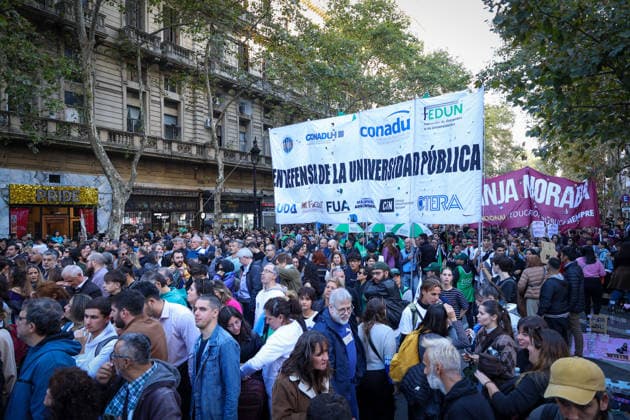 May 12, 2026, Buenos Aires, Buenos Aires, Argentina: Social, political, student and teacher organizations gathered nearby Plaza de Mayo in Buenos Aires, to demand that the Milei government comply with the University Funding Law and restore the salaries of both teaching and non-teaching staff. The underfunding plaguing the education sector is jeopardizing the operation of all national universities Buenos Aires Argentina - ZUMAa188 20260512_zip_a188_017 Copyright: xPaulaxAcunzox