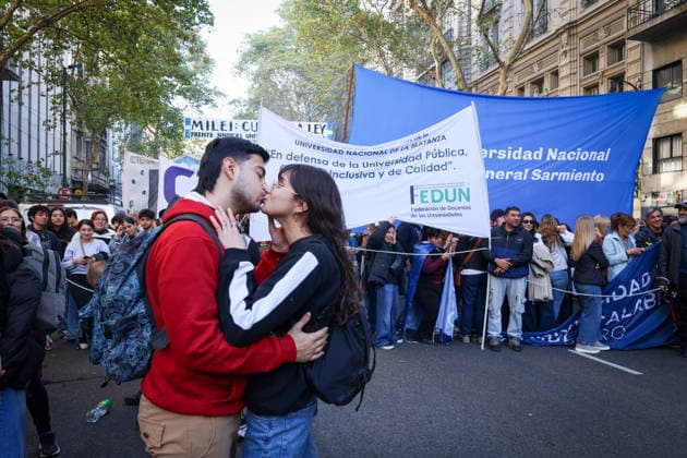 May 12, 2026, Buenos Aires, Buenos Aires, Argentina: Social, political, student and teacher organizations gathered nearby Plaza de Mayo in Buenos Aires, to demand that the Milei government comply with the University Funding Law and restore the salaries of both teaching and non-teaching staff. The underfunding plaguing the education sector is jeopardizing the operation of all national universities Buenos Aires Argentina - ZUMAa188 20260512_zip_a188_020 Copyright: xPaulaxAcunzox