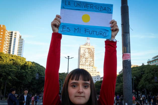 May 12, 2026, Buenos Aires, Buenos Aires, Argentina: Social, political, student and teacher organizations gathered nearby Plaza de Mayo in Buenos Aires, to demand that the Milei government comply with the University Funding Law and restore the salaries of both teaching and non-teaching staff. The underfunding plaguing the education sector is jeopardizing the operation of all national universities Buenos Aires Argentina - ZUMAa188 20260512_zip_a188_023 Copyright: xPaulaxAcunzox