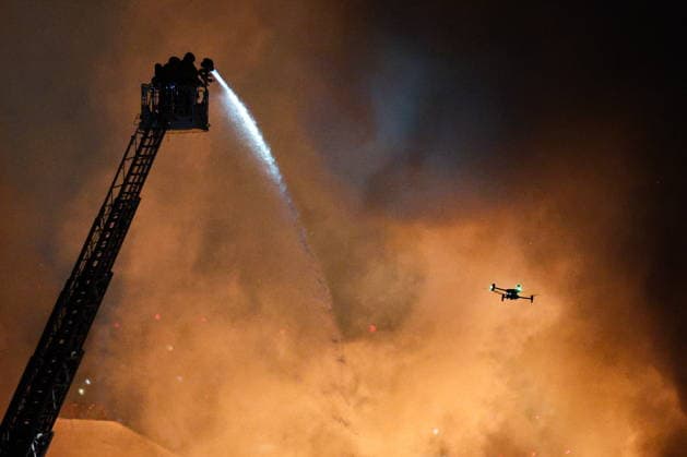 RUSSIA, MOSCOW - MAY 13, 2026: Firefighters battle a fire at the Izmailovo Kremlin. Sofya Sandurskaya TASS  92389950