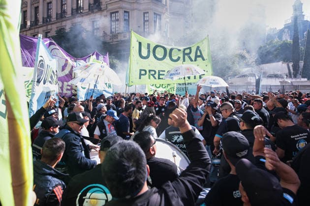 Nationwide march in defense of public university held in Buenos Aires BUENOS AIRES, ARGENTINA - MAY 12: Demonstrators carrying banners, flags, and signs demanding higher education funding and salary increases for professors and researchers march toward Plaza de Mayo during a nationwide demonstration, in Buenos Aires, Argentina, on May 12, 2026. Protesters demand the implementation of the University Funding Law, oppose budget cuts introduced by the government of Argentine President Javier Milei, and advocate for the protection of Argentina’s public university system amid the country’s economic crisis and austerity measures. Luciano Gonzalez Anadolu Buenos Aires Argentina. Editorial use only. Please get in touch for any other usage.  Copyright: x2026xAnadoluxLucianoxGonzalezx