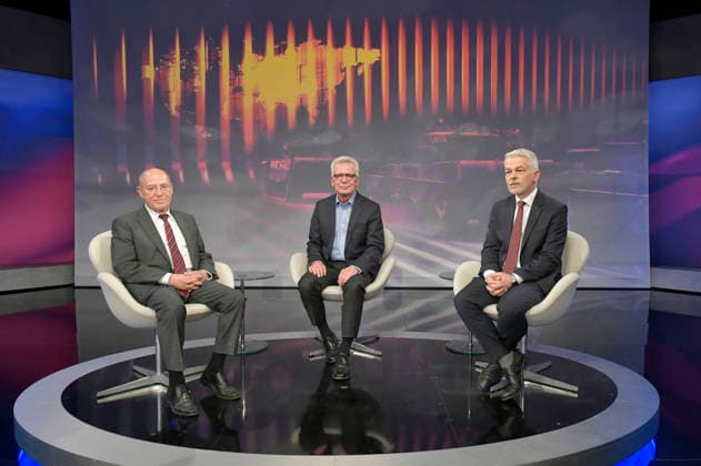 Gregor Gysi, Thomas de Maiziere and Carlo Masala on the ARD talk show maischberger in Studio Berlin Adlershof Berlin, 12 05 2026 Foto:xM.xBehrensx xFuturexImagex maischberger1205_6513