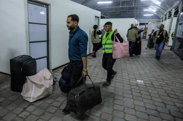 Group of Palestinians return to Gaza via Rafah Border Crossing KHAN YUNIS, GAZA, PALESTINE - MAY 13: A group of Palestinians, including those who received medical treatment in Egypt and their companions, arrive in the city of Khan Yunis, Gaza, Palestine via the Rafah Border Crossing on May 13, 2026. After Israel permitted limited passage, the returning Palestinians were greeted by their families and relatives following their journey back into the Gaza Strip. Abed Rahim Khatib Anadolu Khan Yunis Gaza. Editorial use only. Please get in touch for any other usage.  Copyright: x2026xAnadoluxAbedxRahimxKhatibx