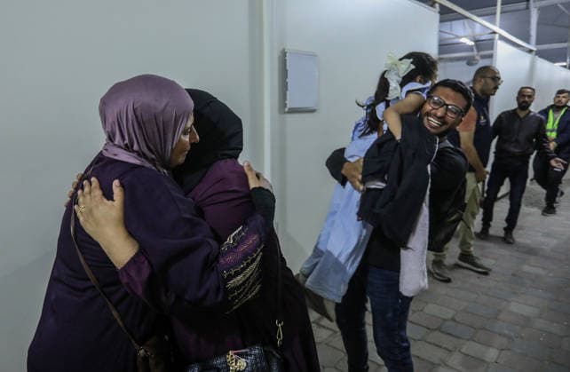 Group of Palestinians return to Gaza via Rafah Border Crossing KHAN YUNIS, GAZA, PALESTINE - MAY 13: A group of Palestinians, including those who received medical treatment in Egypt and their companions, arrive in the city of Khan Yunis, Gaza, Palestine via the Rafah Border Crossing on May 13, 2026. After Israel permitted limited passage, the returning Palestinians were greeted by their families and relatives following their journey back into the Gaza Strip. Abed Rahim Khatib Anadolu Khan Yunis Gaza. Editorial use only. Please get in touch for any other usage.  Copyright: x2026xAnadoluxAbedxRahimxKhatibx