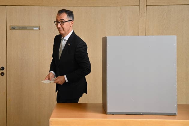 Cem OEZDEMIR State Premier of Baden Wuerttemberg after submitting his ballot paper State Premier election in Baden Wuerttemberg on 13 05 2026 in the state parliament in Stuttgart