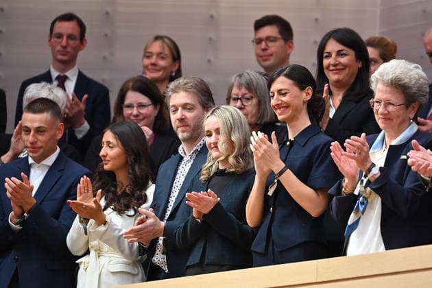 Flavia Zaka 2 right, wife of Cem OEZDEMIR and daughter Mia 2 from left after being elected Minister President of Baden Wuerttemberg on 13 May 2026 in the state parliament in Stuttgart