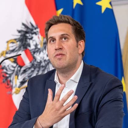 20260513 Pressefoyer nach dem Ministerrat der Bundesregierung WIEN, OESTERREICH - MAI 13: Staatssekretaer im Bundeskanzleramt Alexander Proell (OeVP) beim Pressefoyer - nach dem Ministerrat der Bundesregierung im Bundesdenkmalamt am 13. Mai 2026 in Wien, Oesterreich. 260513_SEPA_10_021 Copyright: xMichaelxIndrax SEPAxMedia