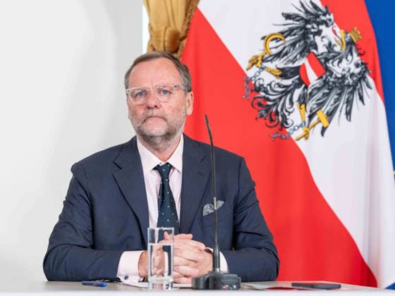 20260513 Pressefoyer nach dem Ministerrat der Bundesregierung WIEN, OESTERREICH - MAI 13: Staatssekretaer im Bundesministerium fuer europaeische und internationale Angelegenheiten Sepp Schellhorn (NEOS) beim Pressefoyer - nach dem Ministerrat der Bundesregierung im Bundesdenkmalamt am 13. Mai 2026 in Wien, Oesterreich. 260513_SEPA_10_003 Copyright: xMichaelxIndrax SEPAxMedia