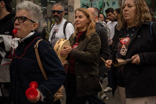 Second day of the metal strike in Vigo Dozens of people demonstrate during the second day of the Metal sector strike, on 13 May 2026, in Vigo, Pontevedra, Galicia Spain The Metal sector today celebrates the second of three days of strike called for 7, 13 and 14 May with the aim of denouncing the lack of progress in the negotiation of the new agreement despite more than 10 meetings between unions and employers 13 MAY 2026 MANIFESTATION LABOR DISPUTE STRIKE Adriá Vigo, Pontevedra, Galicia Vigo, Pontevedra, Galicia Espana  Copyright: xAdrianxIragox 7519774