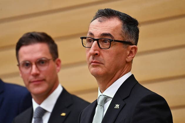 Cem OEZDEMIR State Premier of Baden Wuerttemberg, left Manuel HAGEL CDU, Minister of the Interior BW State Premier election in Baden Wuerttemberg on 13 05 2026 in the state parliament in Stuttgart