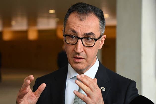 Cem OEZDEMIR Ministerpraesident Baden Wuerttemberg, gesture, single picture, cropped single motif, portrait, portrait, portrait Ministerpraesident election in Baden Wuerttemberg on 13 05 2026 in the state parliament in Stuttgart