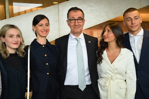 Cem OEZDEMIR State Premier of Baden Wuerttemberg Wife Flavia ZAKA,right Stepdaughter Mia with Ivan KRAUSE,left Livia ZAKA, State Premier election in Baden Wuerttemberg on 13 05 2026 in the state parliament in Stuttgart