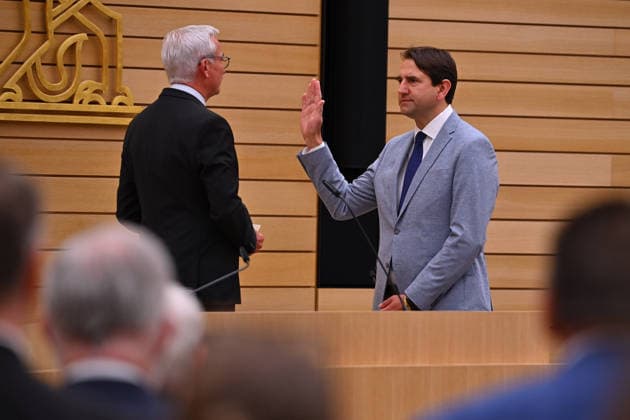 Swearing-in Andreas JUNG Minister of Culture BW, left State Parliament President Thomas STROBL, swears the oath Minister President election in Baden Wuerttemberg on 13 05 2026 in the State Parliament in Stuttgart