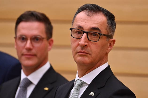 Cem OEZDEMIR State Premier of Baden Wuerttemberg, left Manuel HAGEL CDU, Minister of the Interior BW State Premier election in Baden Wuerttemberg on 13 05 2026 in the state parliament in Stuttgart