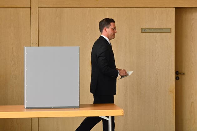 Manuel HAGEL CDU,Minister of the Interior BW , on the way to the ballot box,Voting in the state premier election in Baden Wuerttemberg on 13 05 2026 in the state parliament in Stuttgart