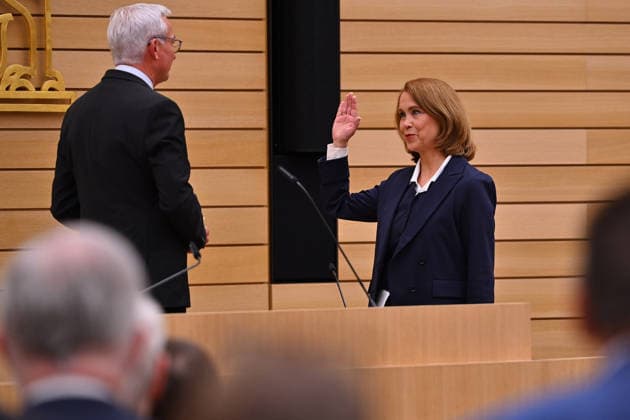 Swearing-in ceremony Petra OLSCHOWSKI Science,Research,Art ,li State Parliament President Thomas STROBL,swears the oath Minister President election in Baden Wuerttemberg on 13 05 2026 in the State Parliament in Stuttgart