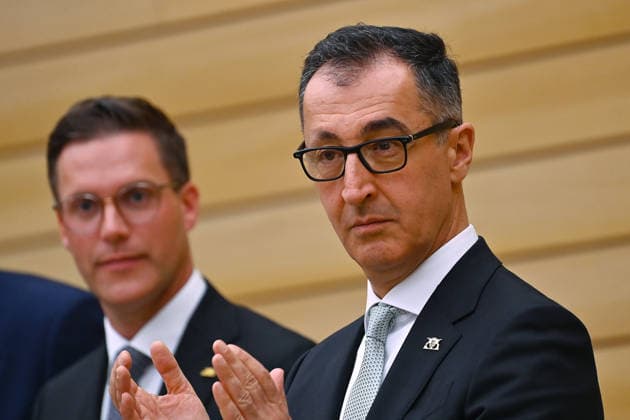 Cem OEZDEMIR State Premier of Baden Wuerttemberg, left Manuel HAGEL CDU, Minister of the Interior BW State Premier election in Baden Wuerttemberg on 13 05 2026 in the state parliament in Stuttgart