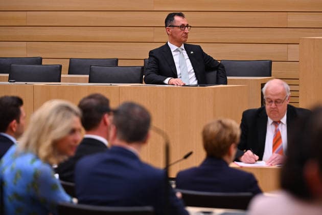Cem OEZDEMIR Ministerpraesident Baden Wuerttemberg, on the government bench, single image, cropped single motif, half figure, half figure Ministerpraesident election in Baden Wuerttemberg on 13 05 2026 in the state parliament in Stuttgart
