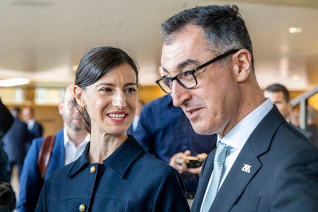 Cem Özdemir is the new Minister President of the state of Baden Württemberg On May 13, the politician from the Green Party was sworn in in the state parliament Wife Flavia Zaka, the future mother of the state 13 05 2026, Stuttgart, Baden Württemberg, Germany