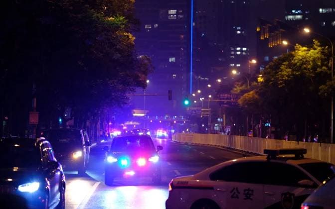 China US 9163818 13.05.2026 Police vehicles are seen near the Four Seasons Hotel, where the motorcade of U.S. President Donald Trump arrived, in Beijing, China. Trump has arrived in Beijing on a three-day state visit, which became the first visit of the U.S. leader to China in nine years. Alexey Tashchilin Sputnik Beijing China  Copyright: xAlexeyxTashchilinx