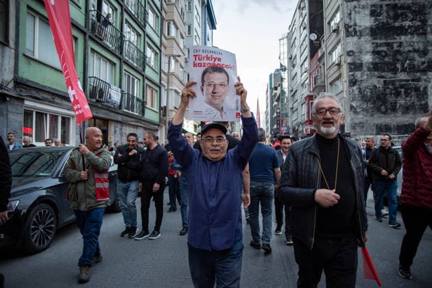 May 13, 2026, Istanbul, Istanbul, Turkey: Supporters of the Republican People s Party (CHP) take part in the first â€oeDemocracy and Freedom March†organized by the Istanbul Provincial Presidency in Istanbul, Turkey, on May 13, 2026. The march began in front of the Ataturk Museum in the district of Sisli and ended in front of the Sisli Municipality building. Thousands of demonstrators participated in the rally, chanting slogans such as â€oeNo to trustee appointments,†â€oeFreedom for political prisoners,†and messages supporting detained mayors. Istanbul Turkey - ZUMAt171 20260513_zip_t171_011 Copyright: xAbdullahxTepelix