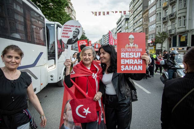 May 13, 2026, Istanbul, Istanbul, Turkey: Supporters of the Republican People s Party (CHP) take part in the first â€oeDemocracy and Freedom March†organized by the Istanbul Provincial Presidency in Istanbul, Turkey, on May 13, 2026. The march began in front of the Ataturk Museum in the district of Sisli and ended in front of the Sisli Municipality building. Thousands of demonstrators participated in the rally, chanting slogans such as â€oeNo to trustee appointments,†â€oeFreedom for political prisoners,†and messages supporting detained mayors. Istanbul Turkey - ZUMAt171 20260513_zip_t171_020 Copyright: xAbdullahxTepelix