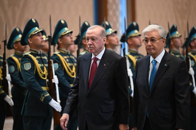 Turkish President Recep Tayyip Erdogan in Kazakhstan ASTANA, KAZAKHSTAN - MAY 14: Turkish President Recep Tayyip Erdogan is welcomed by Kazakh President Kassym-Jomart Tokayev with an official ceremony at the Independence Palace in Astana, Kazakhstan on May 14, 2026. Mehmet Ali Ozcan Anadolu Astana Kazakhstan. Editorial use only. Please get in touch for any other usage.  Copyright: x2026xAnadoluxMehmetxAlixOzcanx