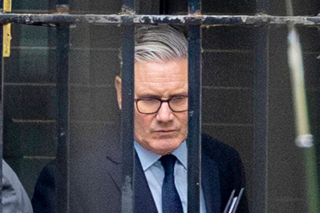May 14, 2026, London, London, UK: London, UK. Prime Minister Sir Keir Starmer leaves Downing Street through the back entrance. The Prime Minister is under growing political pressure as he fights to remain in power amid speculation about challenges to his leadership. London UK  - ZUMAl94_ 20260514_zaf_l94_019 Copyright: xMarcinxNowakx