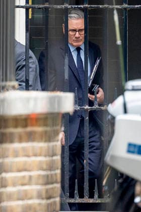 May 14, 2026, London, London, UK: London, UK. Prime Minister Sir Keir Starmer leaves Downing Street through the back entrance. The Prime Minister is under growing political pressure as he fights to remain in power amid speculation about challenges to his leadership. London UK  - ZUMAl94_ 20260514_zaf_l94_020 Copyright: xMarcinxNowakx