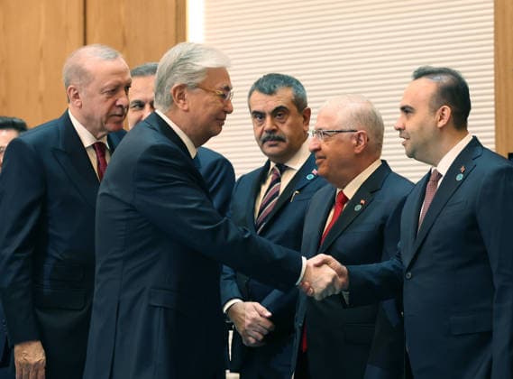 Turkish President Recep Tayyip Erdogan in Kazakhstan ASTANA, KAZAKHSTAN - MAY 14: (----EDITORIAL USE ONLY - MANDATORY CREDIT - TURKISH PRESIDENCY MURAT CETINMUHURDAR HANDOUT - NO MARKETING NO ADVERTISING CAMPAIGNS - DISTRIBUTED AS A SERVICE TO CLIENTS----) Turkish President Recep Tayyip Erdogan (L) is welcomed by Kazakh President Kassym-Jomart Tokayev (2nd L) with an official ceremony at the Independence Palace in Astana, Kazakhstan on May 14, 2026. The ceremony was attended by a high-level Turkish delegation, including Turkish Foreign Minister Hakan Fidan, Minister of National Education Yusuf Tekin, Minister of National Defense Yasar Guler, and Minister of Industry and Technology Mehmet Fatih Kacir, as well as Trade Minister Omer Bol  Copyright: x2026xAnadoluxTURxPresidencyx MuratxCetinmuhurdarx