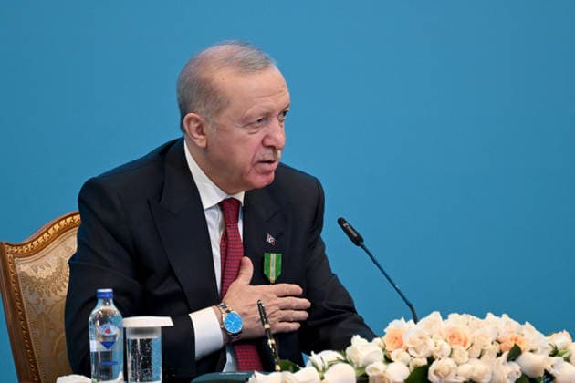 Turkish President Recep Tayyip Erdogan in Kazakhstan ASTANA, KAZAKHSTAN - MAY 14: Turkish President Recep Tayyip Erdogan and Kazakh President Kassym-Jomart Tokayev attend the signing ceremony of bilateral agreements at the Independence Palace in Astana, Kazakhstan on May 14, 2026. Mehmet Ali Ozcan Anadolu Astana Kazakhstan. Editorial use only. Please get in touch for any other usage.  Copyright: x2026xAnadoluxMehmetxAlixOzcanx