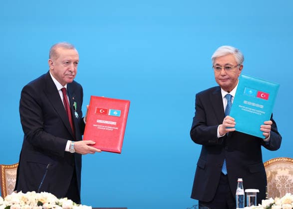 Turkish President Recep Tayyip Erdogan in Kazakhstan ASTANA, KAZAKHSTAN - MAY 14: (----EDITORIAL USE ONLY - MANDATORY CREDIT - TURKISH PRESIDENCY MURAT KULA HANDOUT - NO MARKETING NO ADVERTISING CAMPAIGNS - DISTRIBUTED AS A SERVICE TO CLIENTS----) Turkish President Recep Tayyip Erdogan and Kazakh President Kassym-Jomart Tokayev attend the signing ceremony of bilateral agreements at the Independence Palace in Astana, Kazakhstan on May 14, 2026. Turkish Presidency Murat Kula Anadolu Astana Kazakhstan. Editorial use only. Please get in touch for any other usage.  Copyright: x2026xAnadoluxTurkishxPresidencyx xMuratxKulax